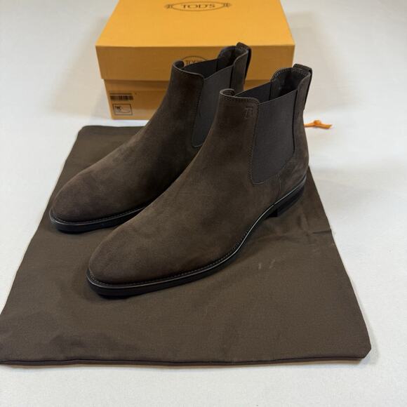 Tod’s SUEDE CHELSEA BOOTS Size 8UK/9.5US New With Box & Receipt MSRP $695